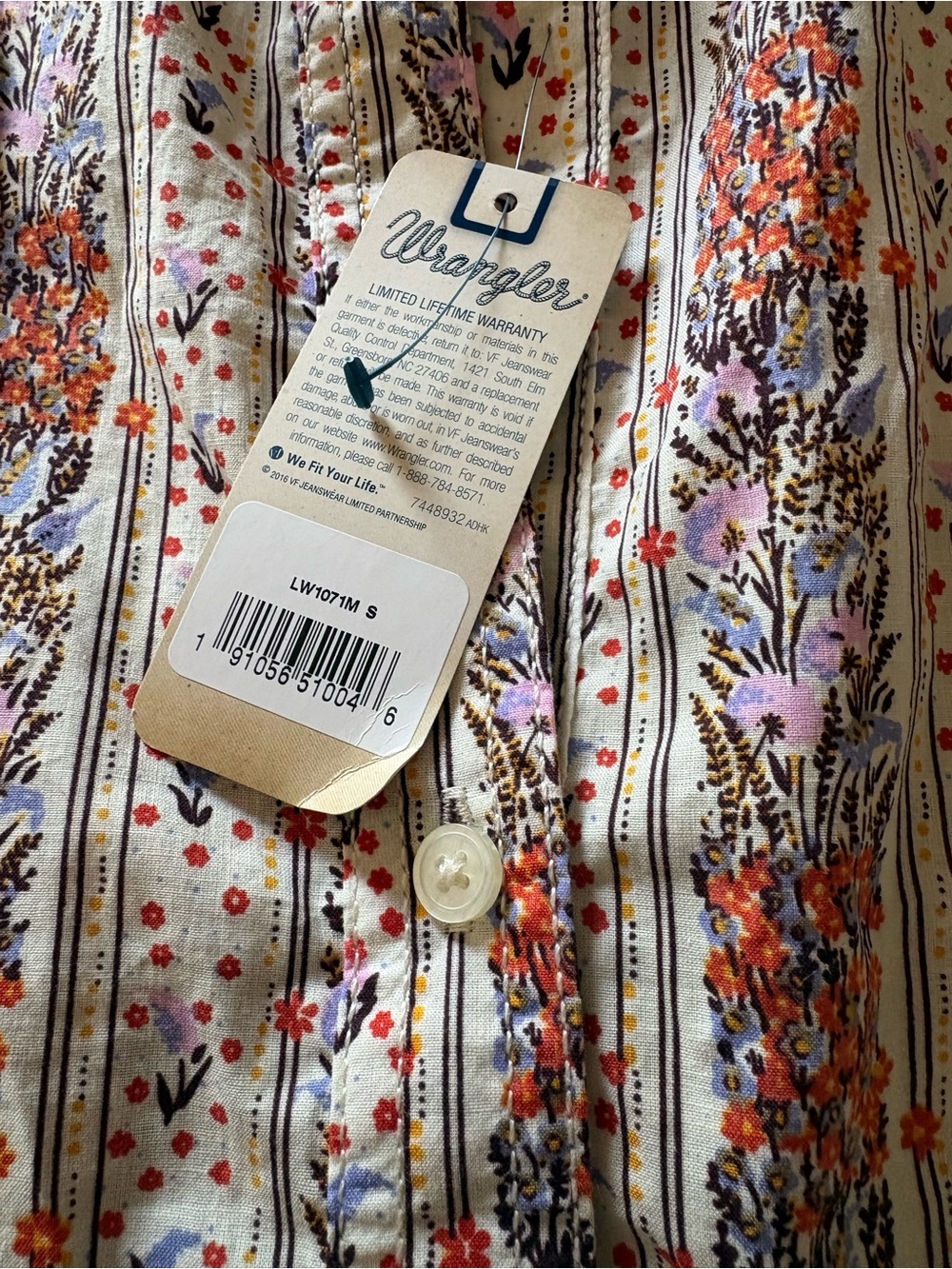 NWT Wrangler Floral Western Button Down Shirt S/P - Picture 5 of 5